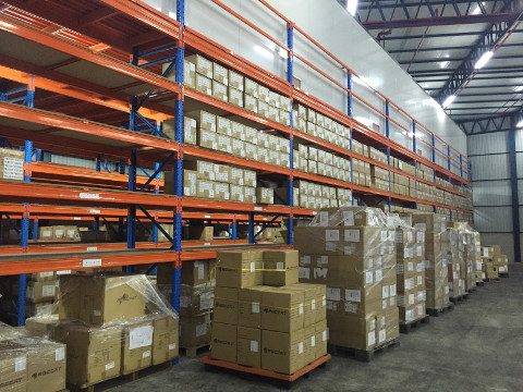 Warehouse storage